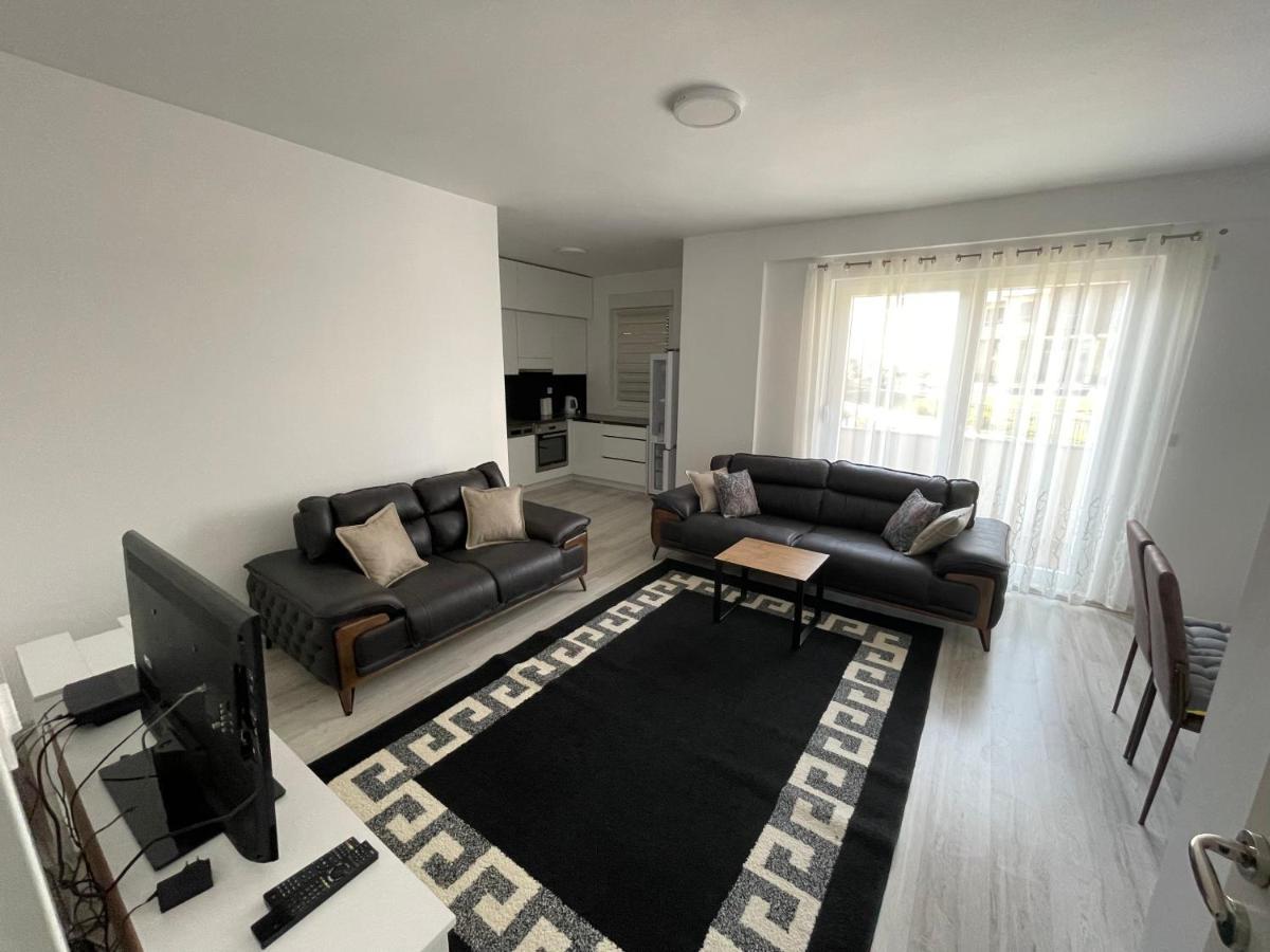 Plis Apartments 'Prishtina' พริสตีนา ภายนอก รูปภาพ